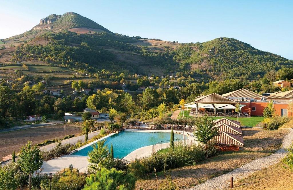 Domaine Saint Esteve Мийо Екстериор снимка