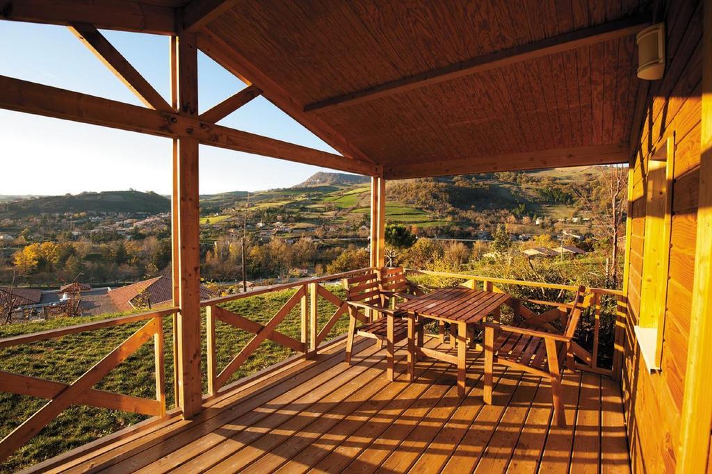 Domaine Saint Esteve Мийо Екстериор снимка